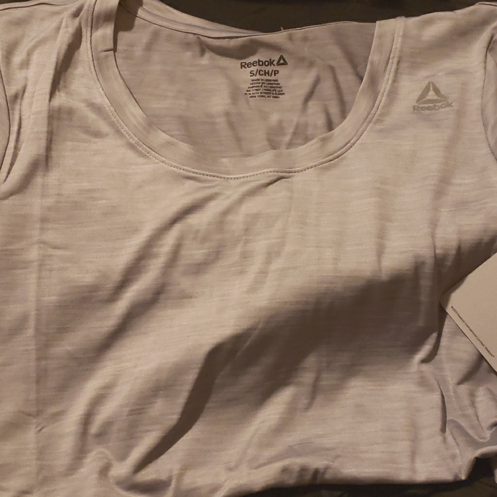 Reebok Active Top - Picture 2 of 3